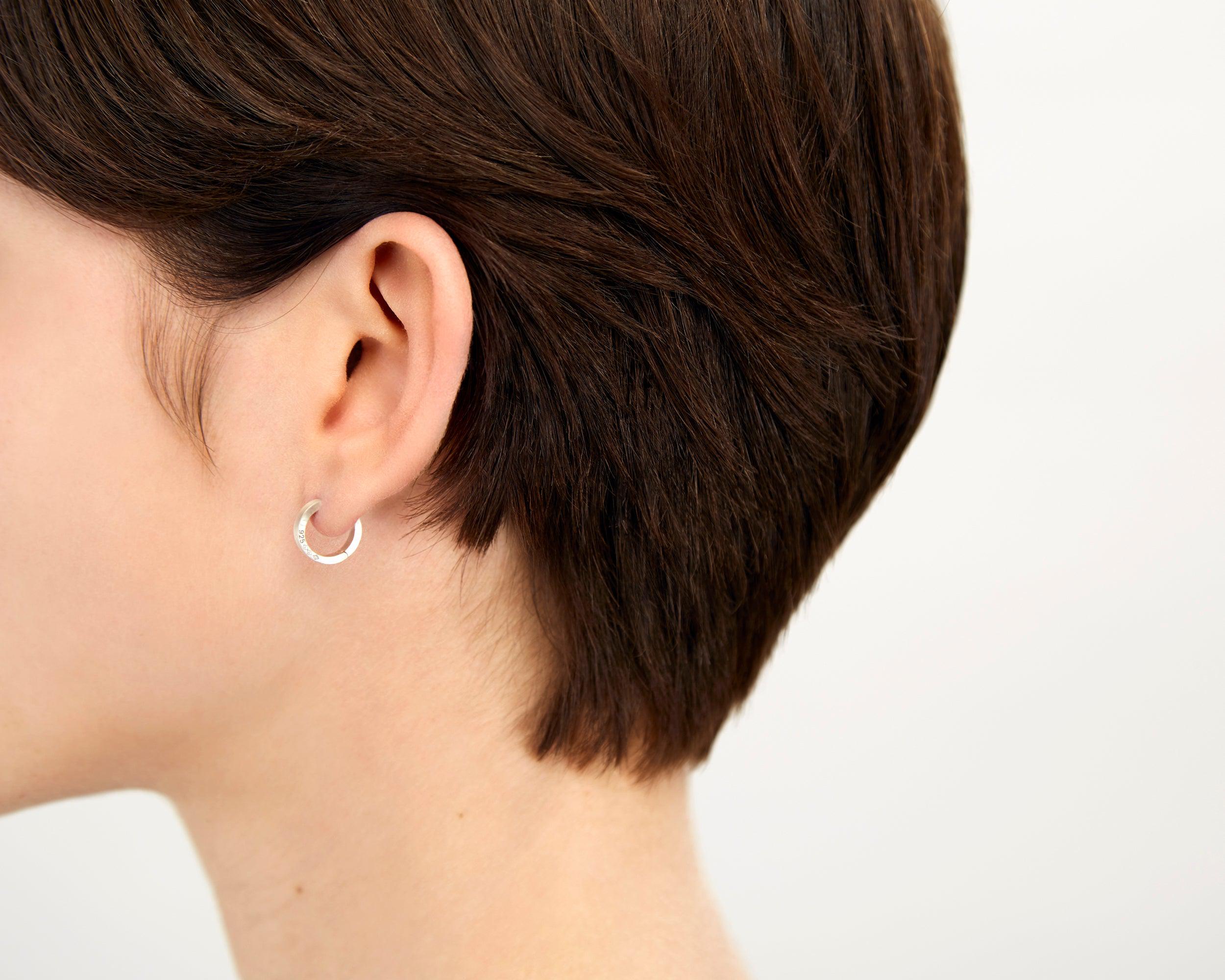 boucle d'oreille ruban la 1,1g
