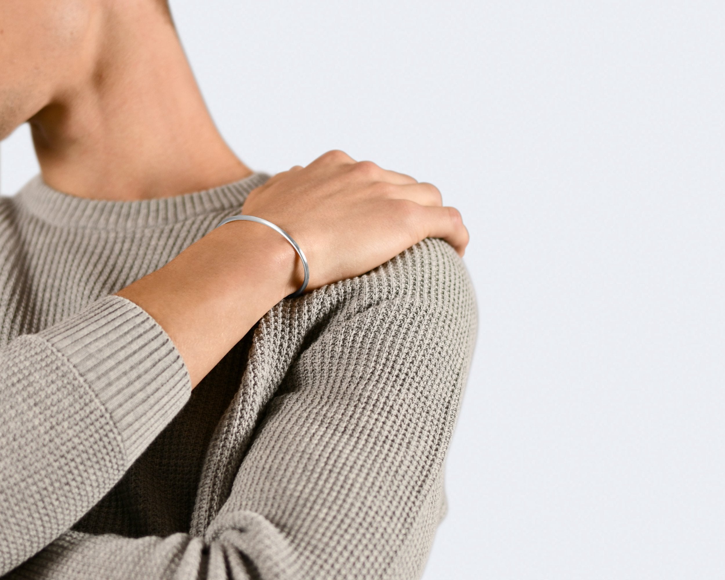 bangle bracelet 7g