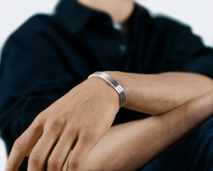 bracelet ruban perforé le 19g