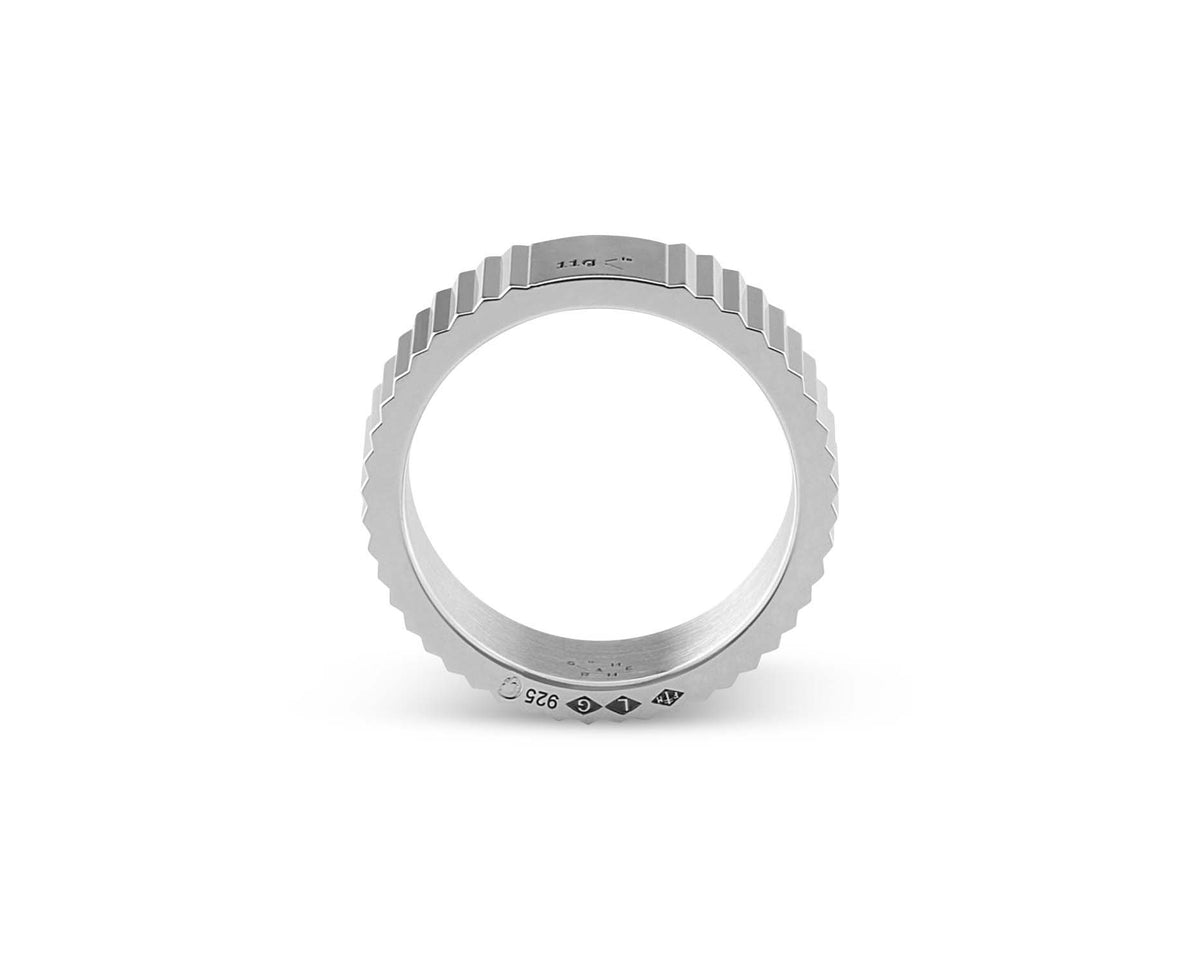 guilloche ribbon ring 11g
